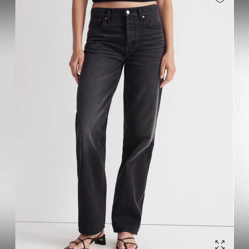 Madewell Low-Slung Straight Jeans in Kent Wash